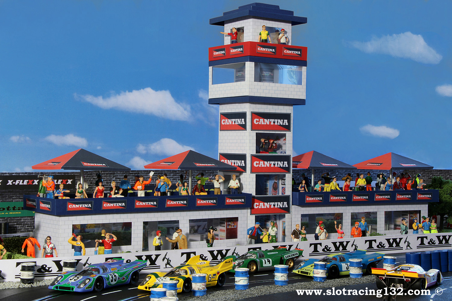 Slotcars 1 32 Slotracing Carrera Racecourse My racing track