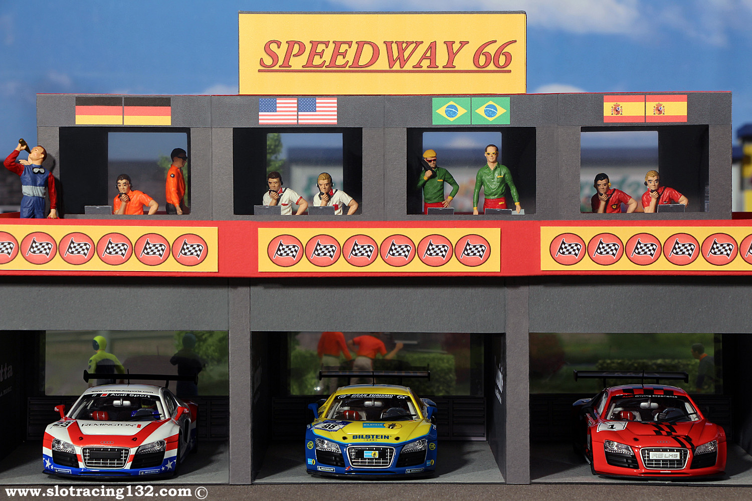 Slotcars 1 32 Slotracing Carrera Racecourse My Racing Track