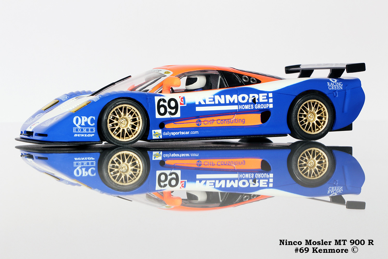 Slotcars 1 32 Slotracing Carrera Racecourse Slot Cars