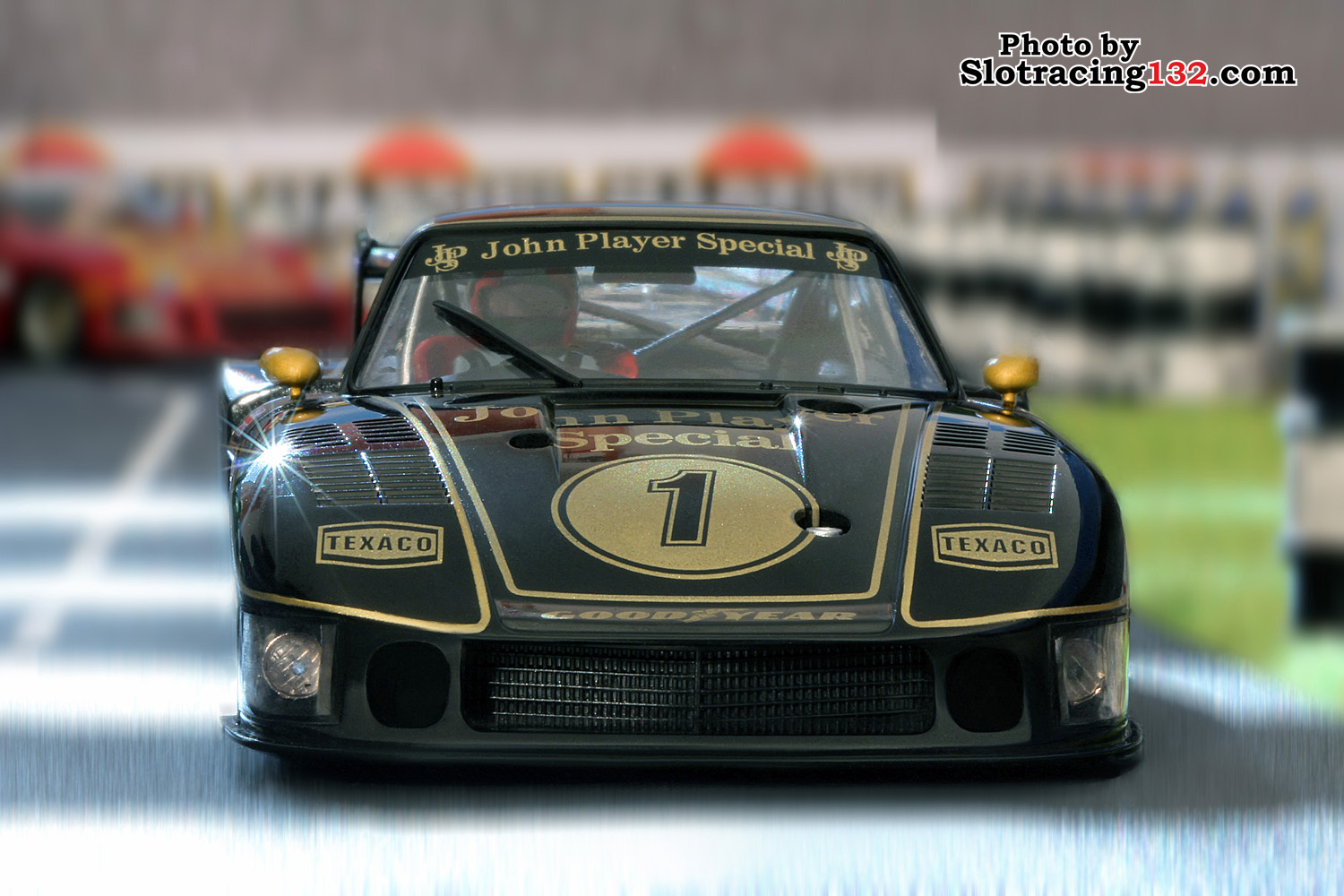 Slotcars 132 Slotracing Carrera Racecourse / Slot Cars Sideways by Racer